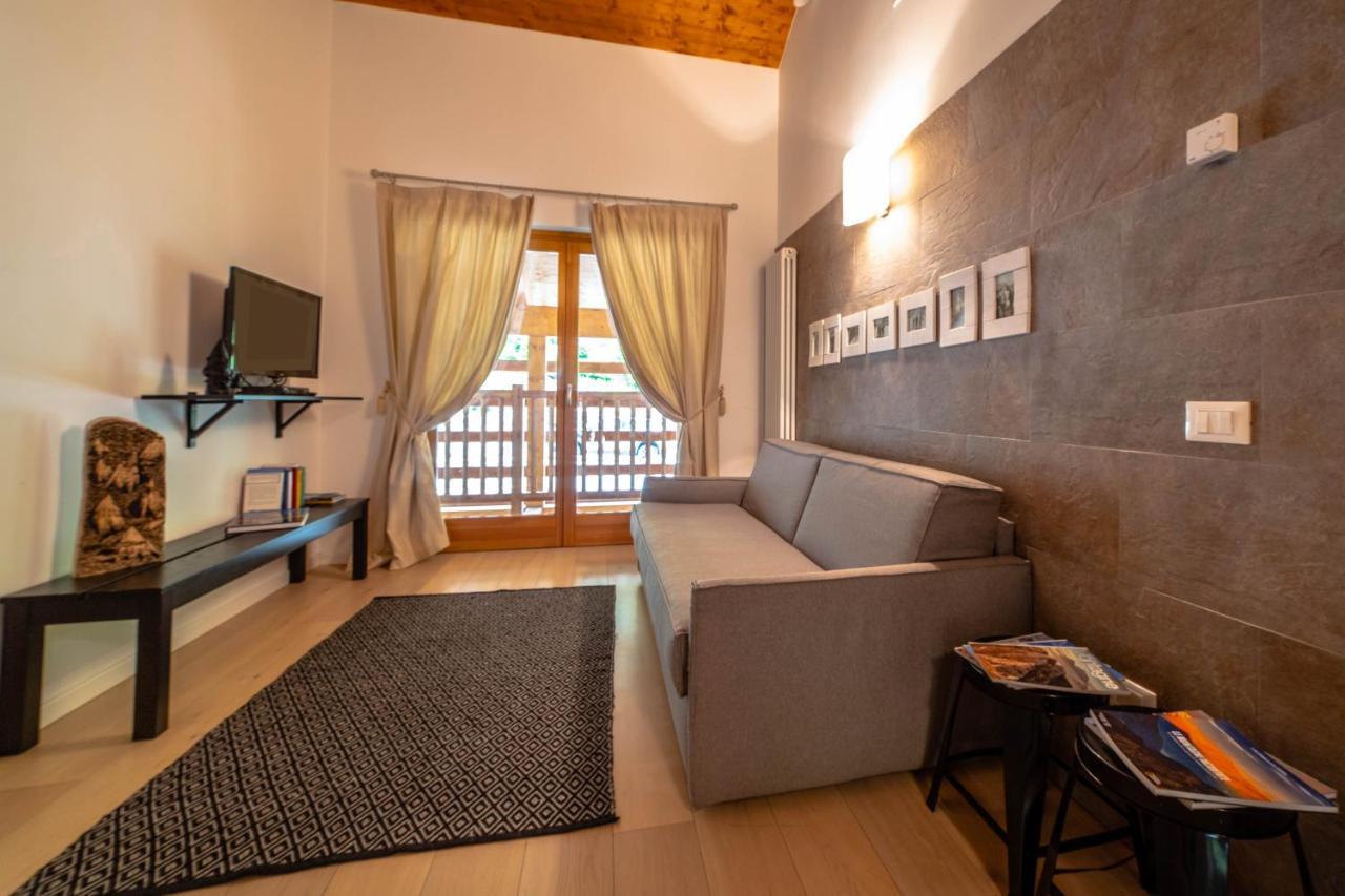 Alta Luce Mountain Lodge 格雷索拉特里尼泰 外观 照片